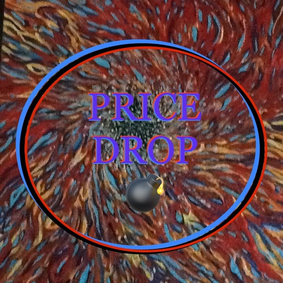 ⭐️POSH AMBASSADOR Janell ⭐️💙⭐️ - Picture 1 of 4